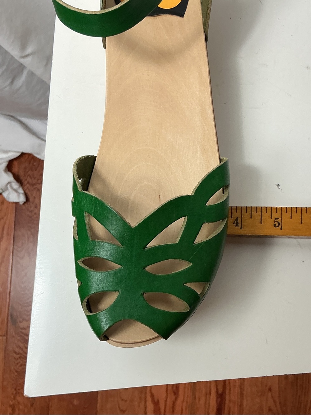 Swedish Hasbeens Green Leather Cutout Slingback Sandals - Picture 10 of 10